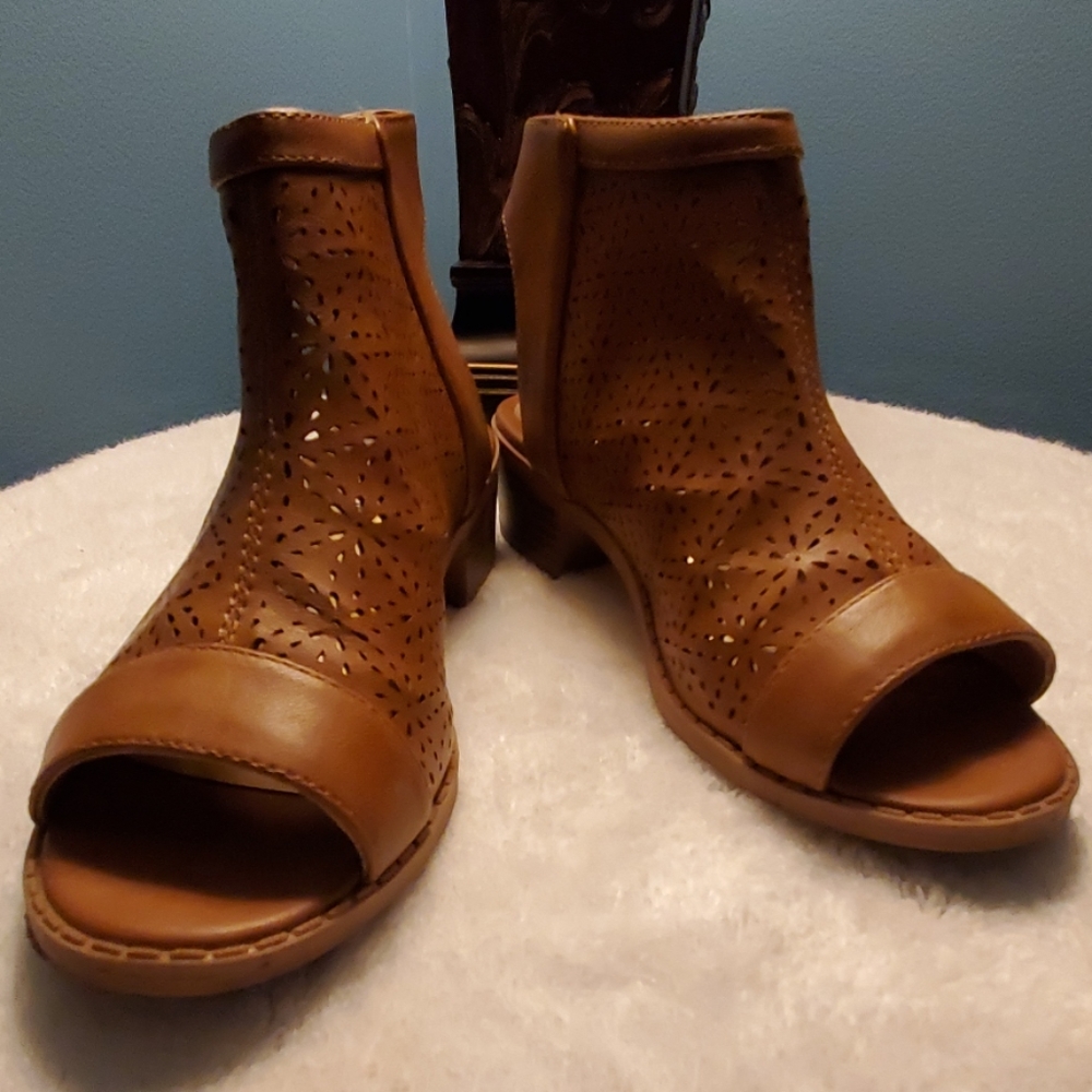 Girls cutout peep toe booties by Sugar